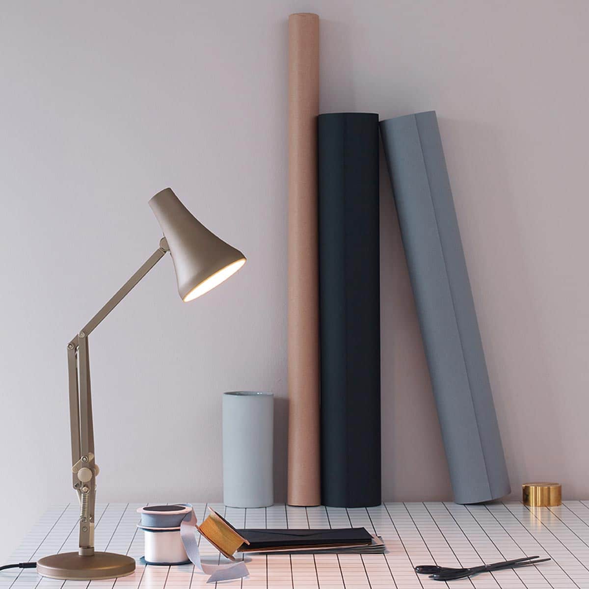 2018-05-10-anglepoise-90mini-mini-steel_blue2-248k