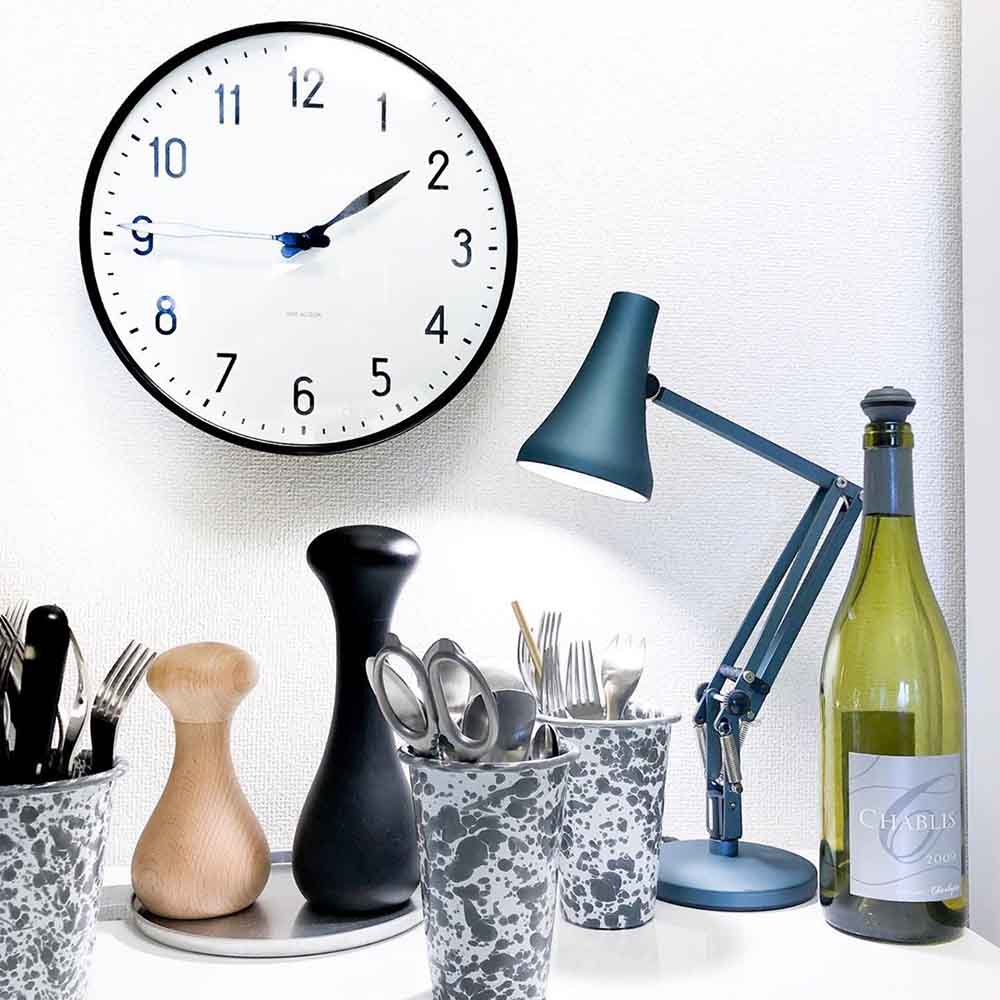 90-mini-mini-desk-lamp-steel-blue_4924.LS.SQ.W.S1.UK.1