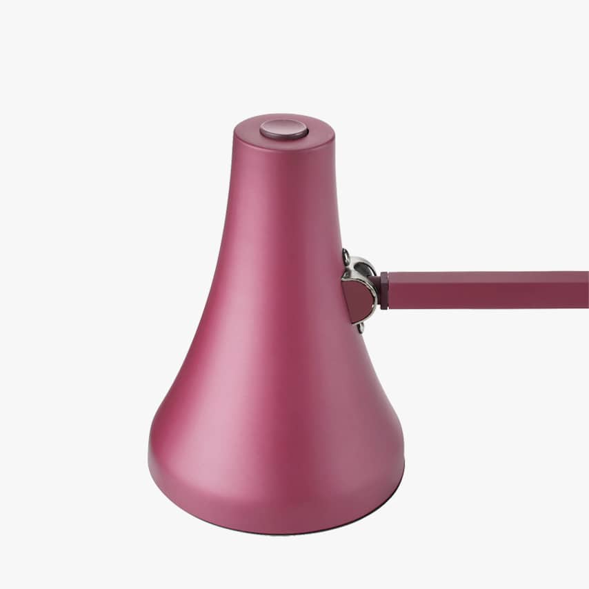 90_mini_mini_desk_lamp_berry_red_5