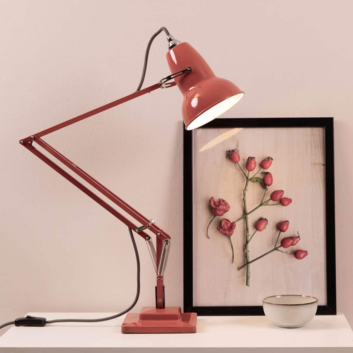 Anglepoise_1227_Desk_Lamp_Coral_Red_Still_Life_LORES-4