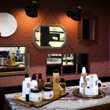 black-brass-original-wall-light-2