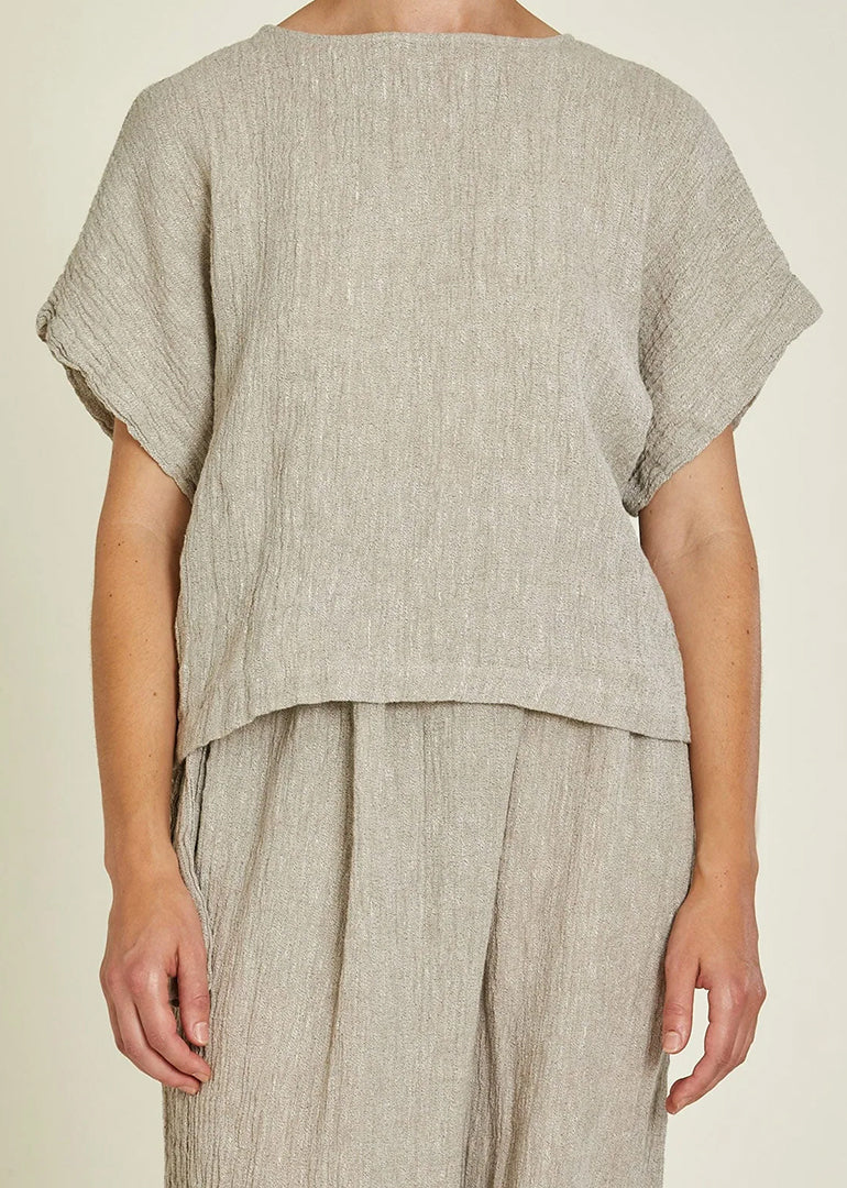 Black Crane - Basic Crew Top in Ash