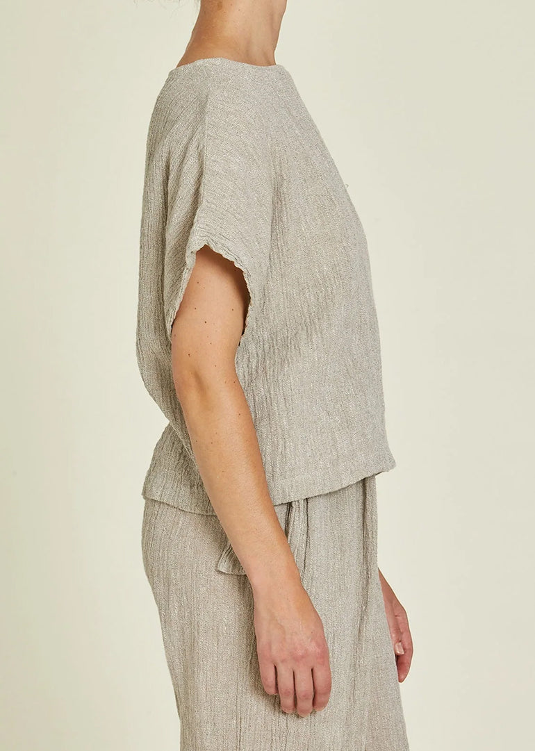 Black Crane - Basic Crew Top in Ash