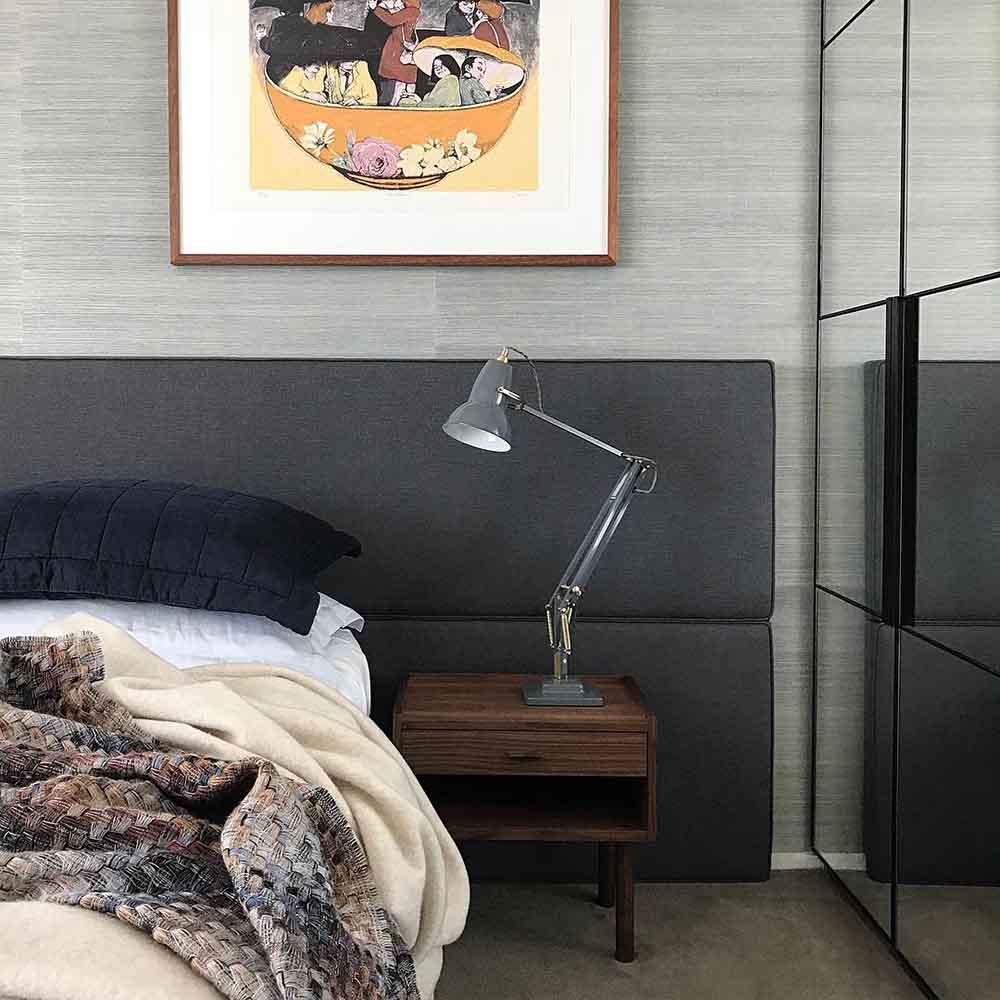 original-1227-brass-desk-lamp-elephant-grey_4924.LS.SQ.W.S1.UK.6