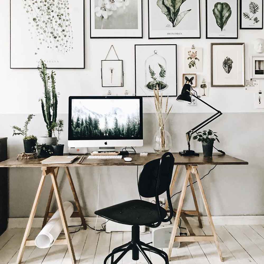 original-1227-brass-desk-lamp-jet-black_4924.LS.SQ.W.S1.UK.9