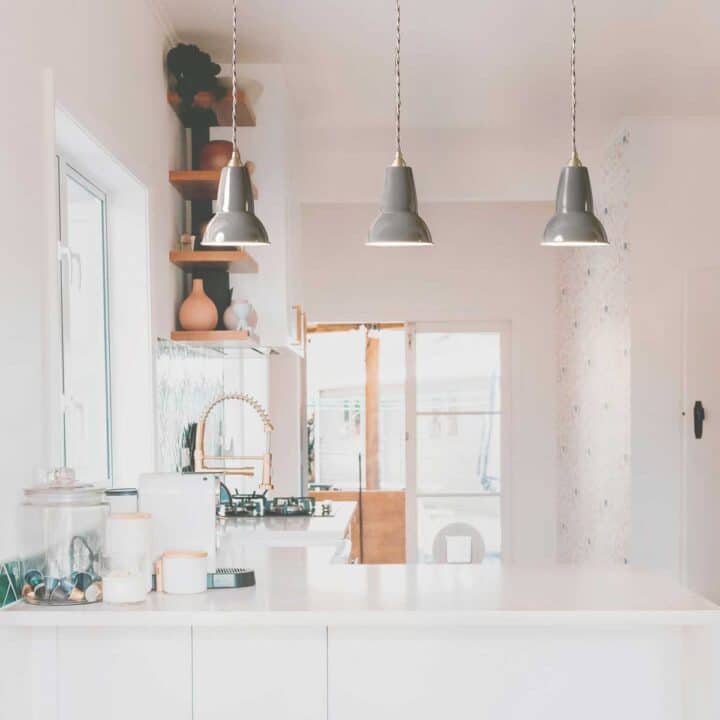 original-1227-brass-pendant-elephant-grey_2525.LS.SQ.W.S1.1