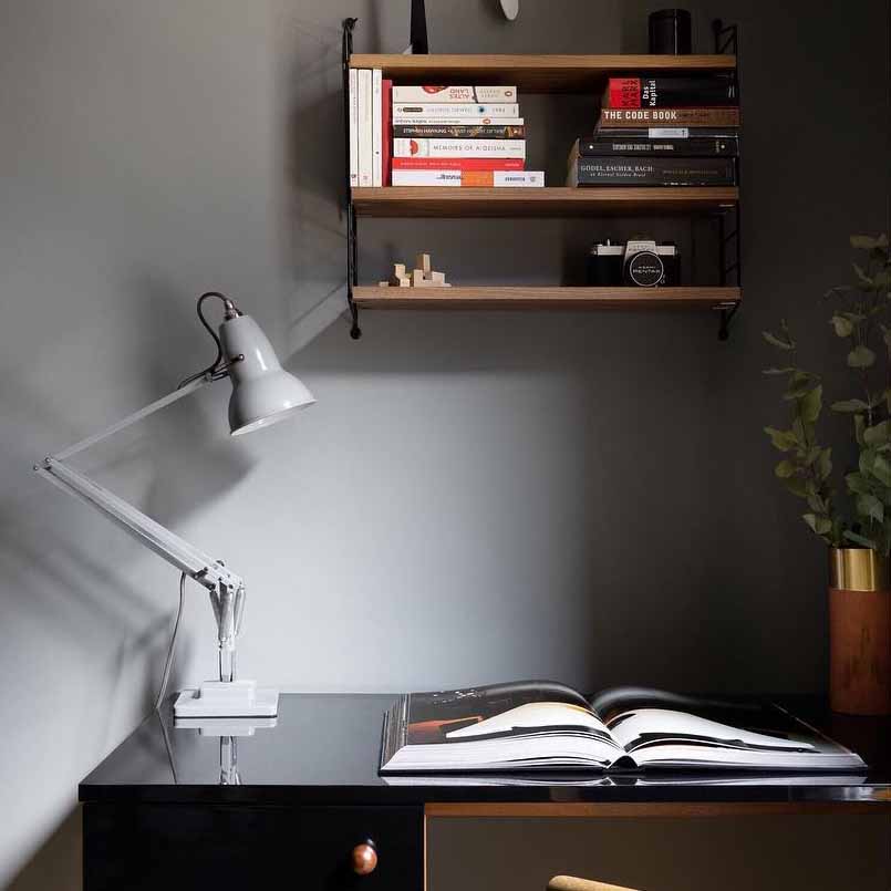 original-1227-desk-lamp-linen-white_4924.LS.SQ.W.S1.UK.2