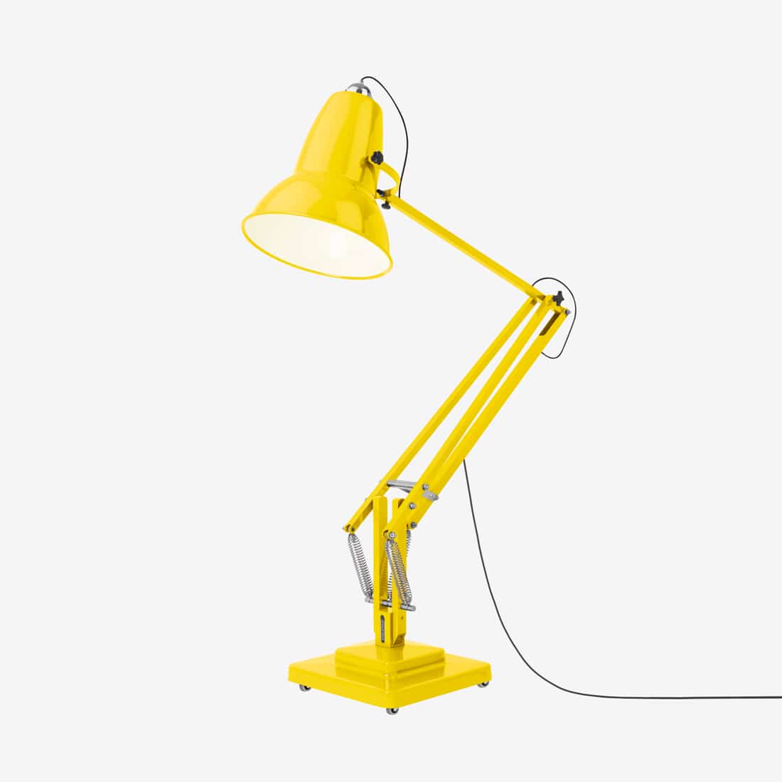 original-1227-giant-floor-lamp-citrus-yellow-3_1