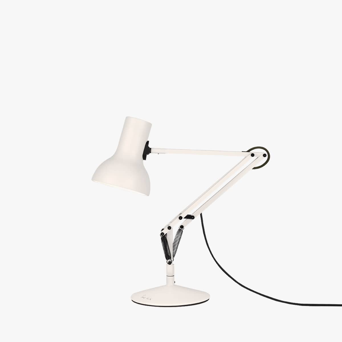 PS6_Mini_Desk_Lamp_2
