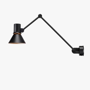 t80-wall-light-w3-black