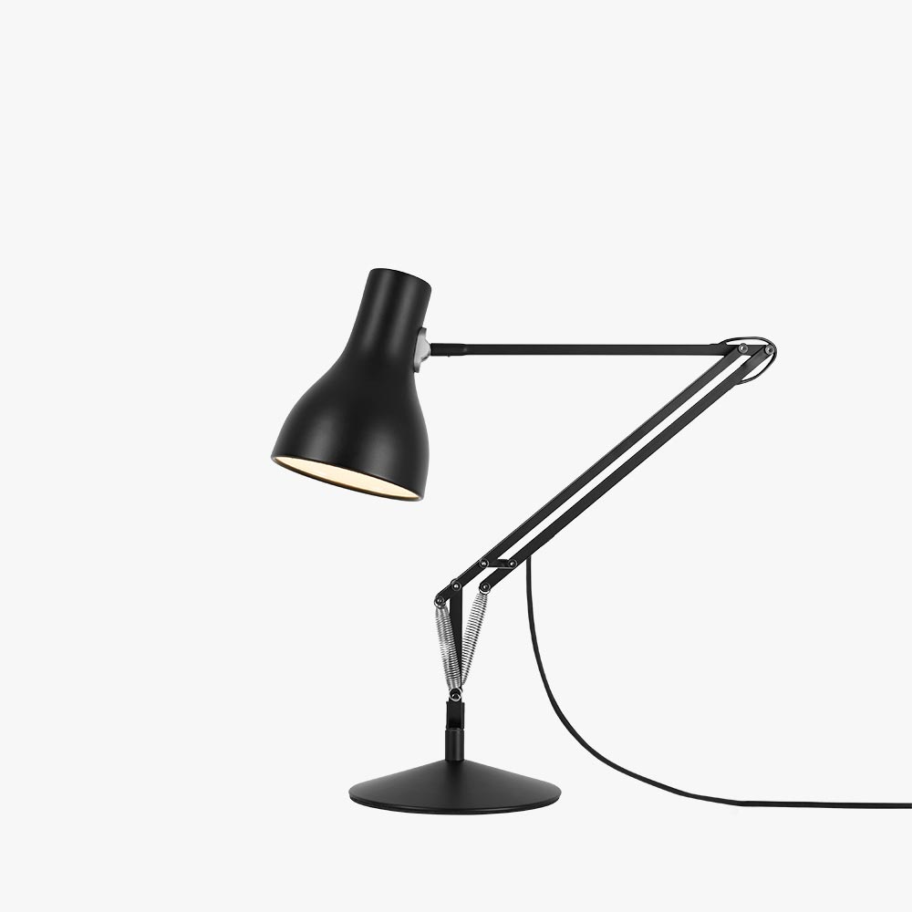 type-75-desk-lamp-jet-black-1