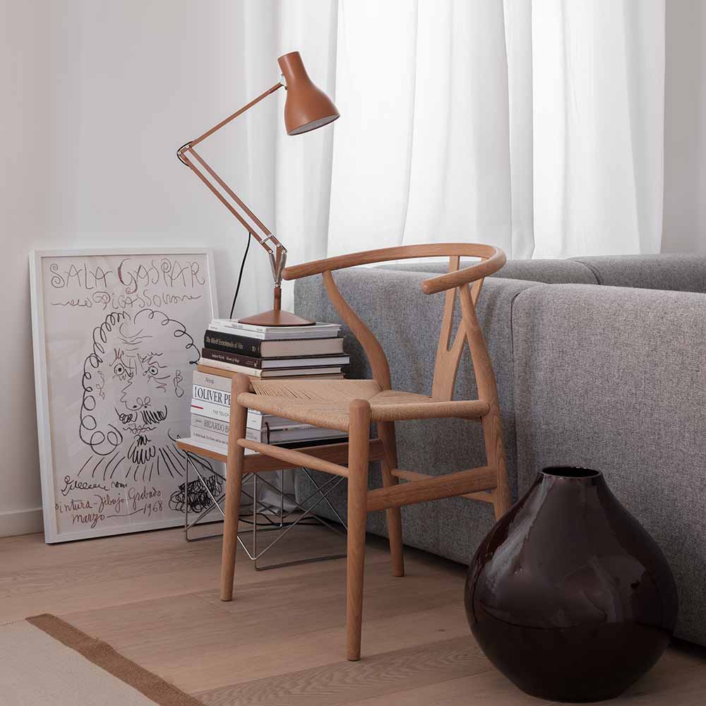 type-75-desk-lamp-sienna_4924.LS.SQ.W.S1.UK.3