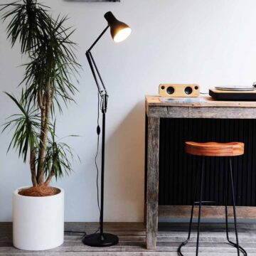type-75-floor-lamp-jet-black_4924.LS.SQ.W.S1.UK.5
