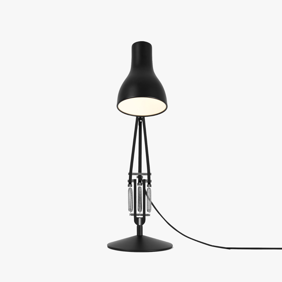 type_75_desk_lamp_jet_black_4